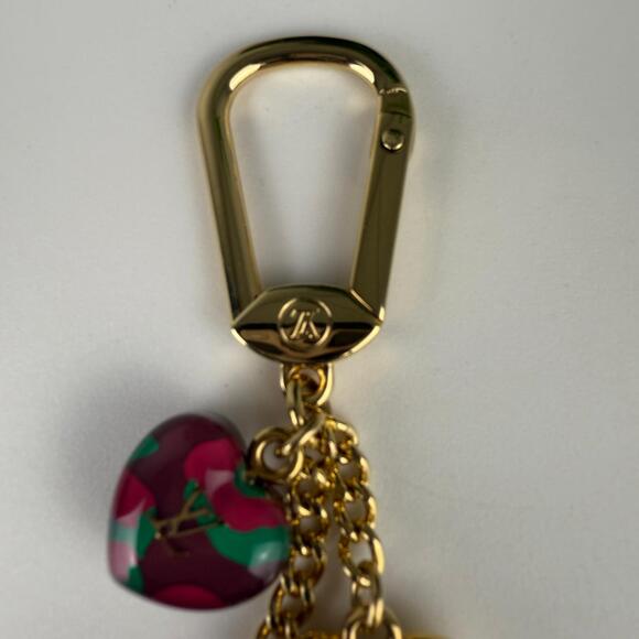 💎✨Authentic Louis Vuitton Porto Cle Leopard Heart Key Chain - Picture 2 of 2